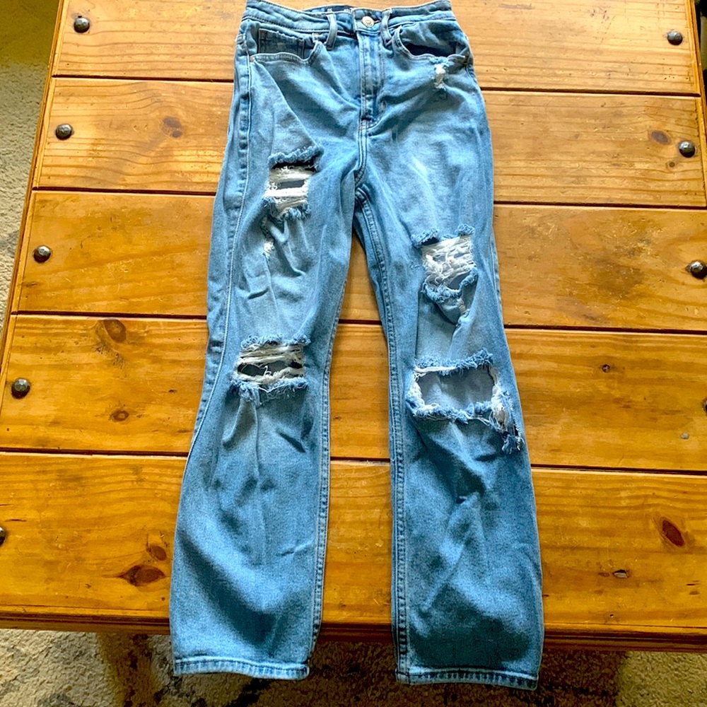 Hollister Ultrq High-Rise Vintage Straight Jeans Size 0S W24, L25